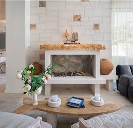 Luxury 6 Bedroom Brac Island Beach Front Villa With Heated Infinity Pool and lift near Sumartin sleeps 12